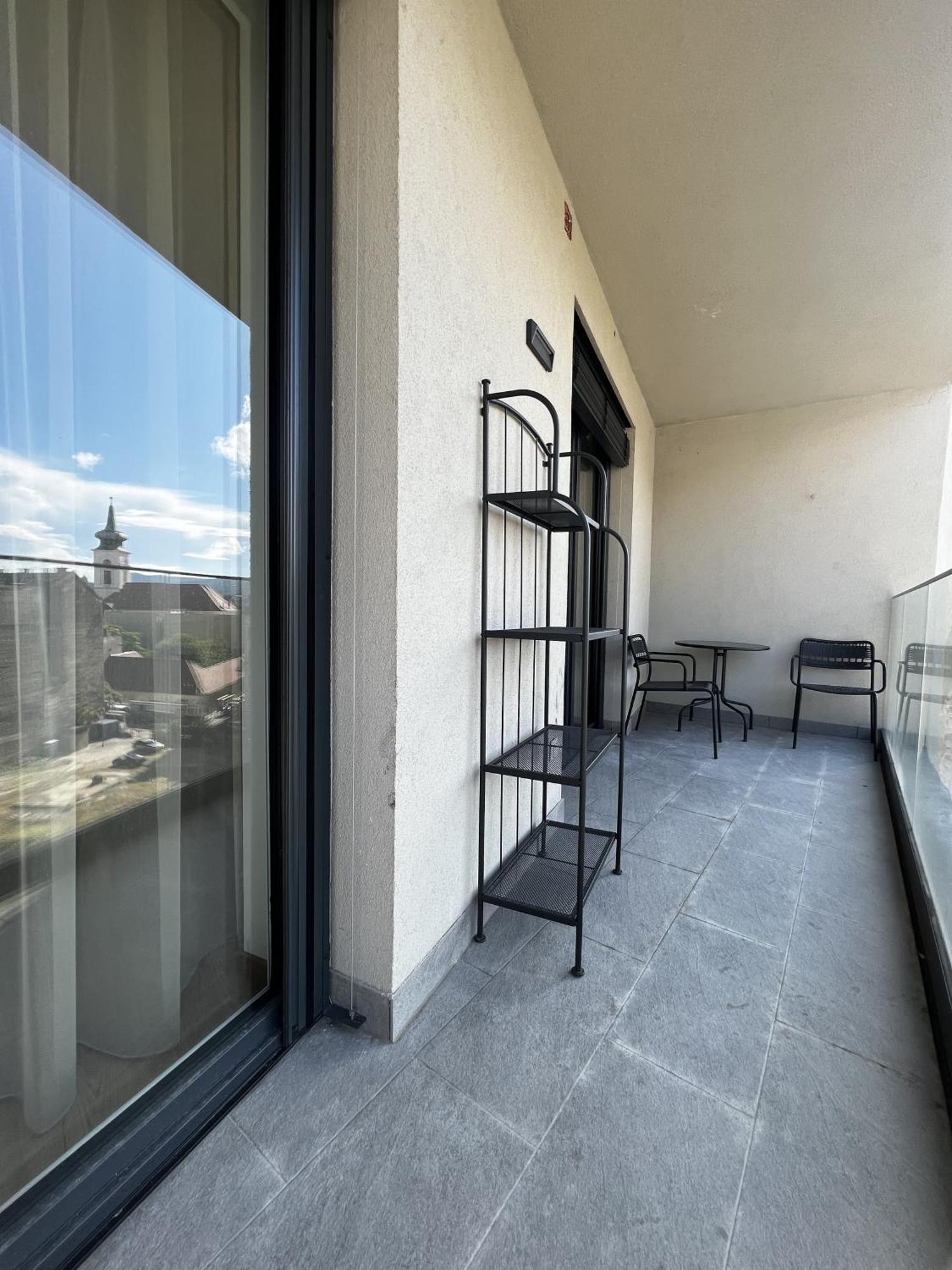 Mt Suites Boedapest Buitenkant foto